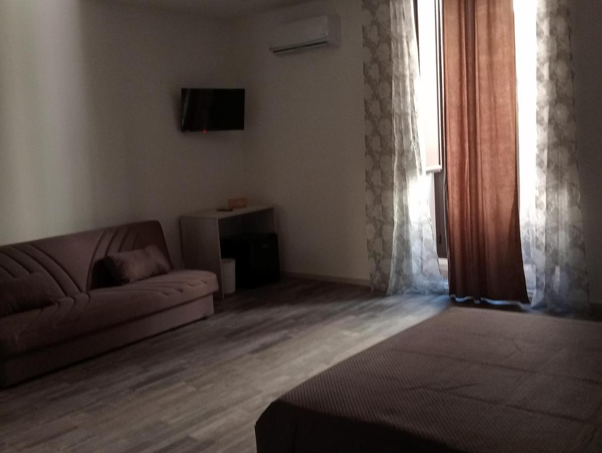 Santiago Rooms Caltagirone Exterior photo
